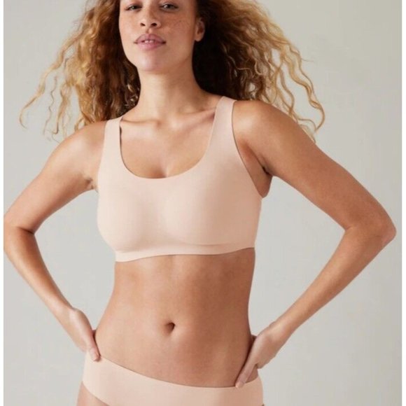 Athleta Other - Athleta S Ritual Pull On Sports Bra Women's Small Cup D-DD Sand Beige